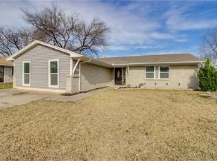 1209 Lourock Dr, Garland, TX 75040