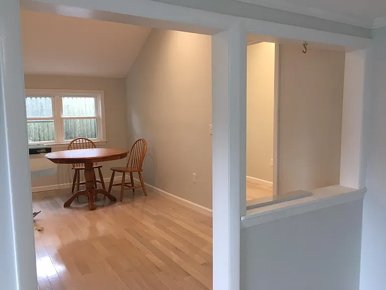 42 Maple St — Photo 13