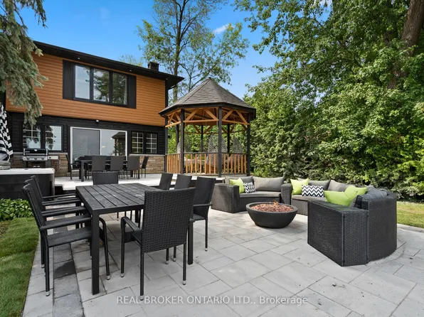 943 Barry Ave, Innisfil, ON L0L 1C0