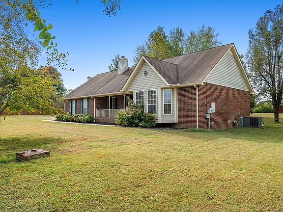4th image of 4115 Faithway Dr