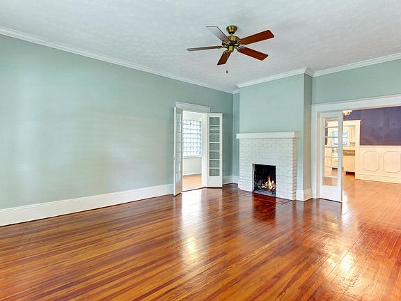 Living Room w fireplace