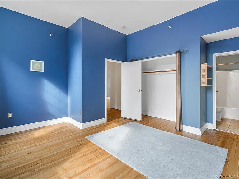 196 Crown St #310 — Photo 16