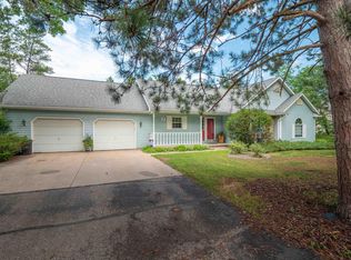 1416 Sky Line Dr, Stevens Point, WI 54482