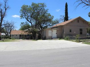 209 E 1st St, Del Rio, TX 78840