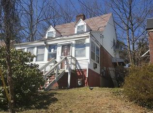 2153 Village Dr, Pittsburgh, PA