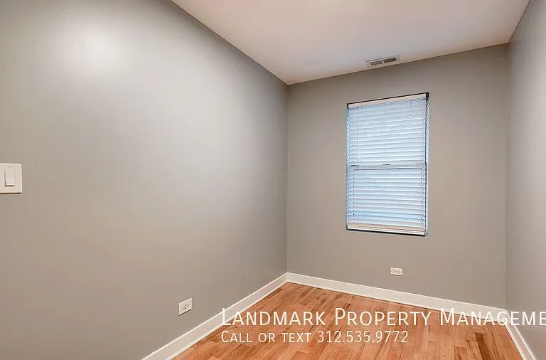 2038 W 21st St #1 — Photo 8