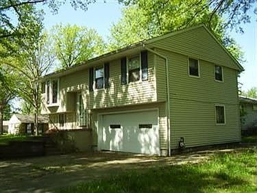 2nd image of 3108 Clearwater St NW