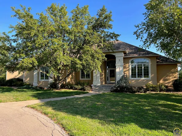 7936 SW Indian Woods Pl, Topeka, KS 66615