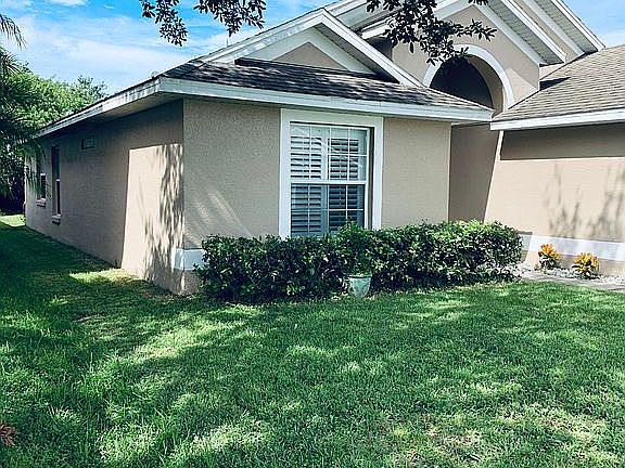 3rd image of 2656 Willow Glen Cir