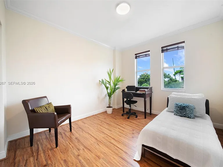 9021 SW 94th St #310 — Photo 25