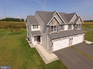10 Canvasback Ln, Elizabethtown, PA 17022