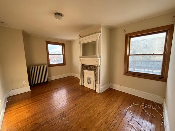 145 Montgomery St APT 5, Poughkeepsie, NY 12601