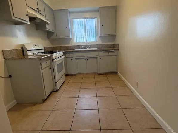 Crest, 4055 W 129th St #28fa6ff70, Hawthorne, CA 90250
