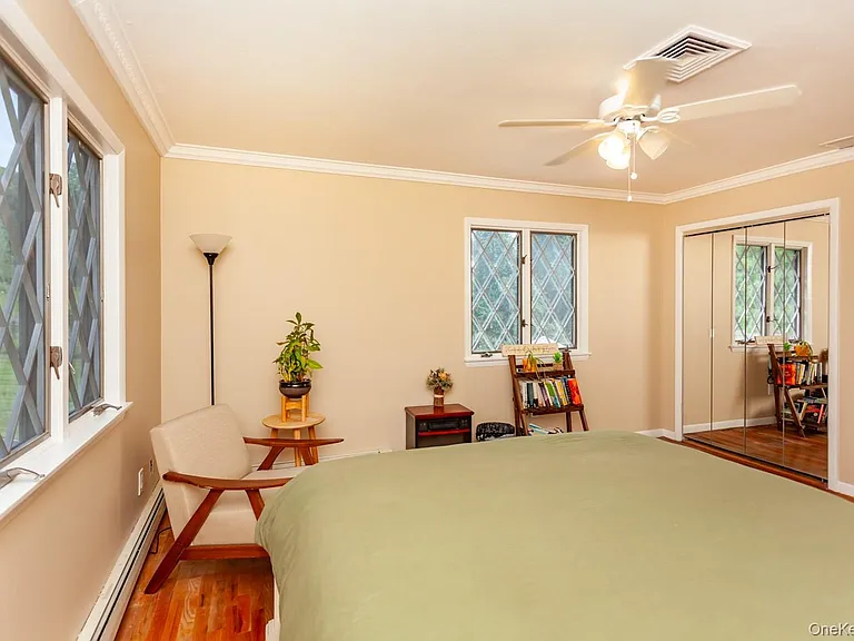 15 Cindy Ln — Photo 28