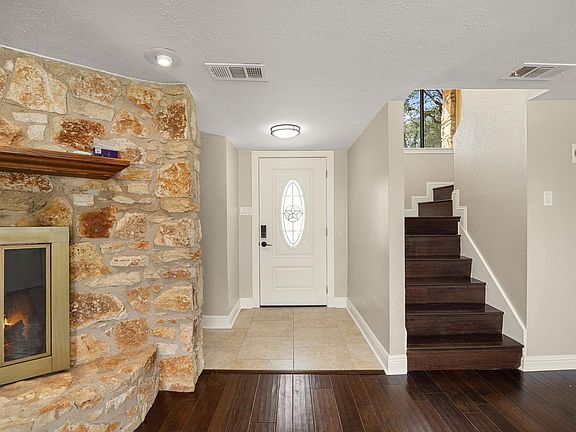 4th image of 10408 Timbercrest Ln
