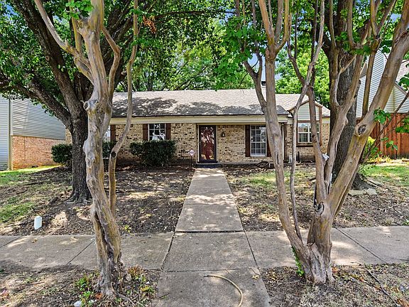 2nd image of 2414 Saharah Dr