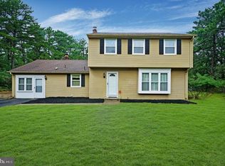 451 Chilvers Ave, Whiting, NJ 08759