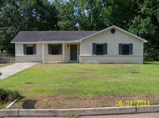 106 Arrowhead Dr, Dothan, AL 36301