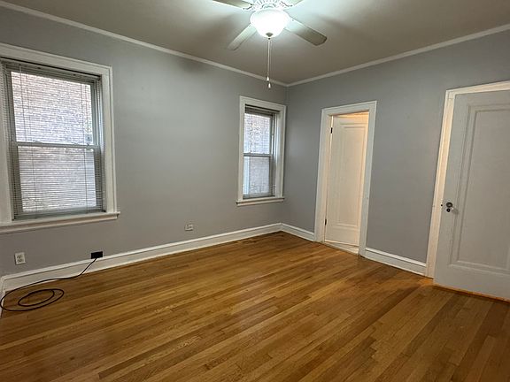 5th image of 4907 N Washtenaw Ave