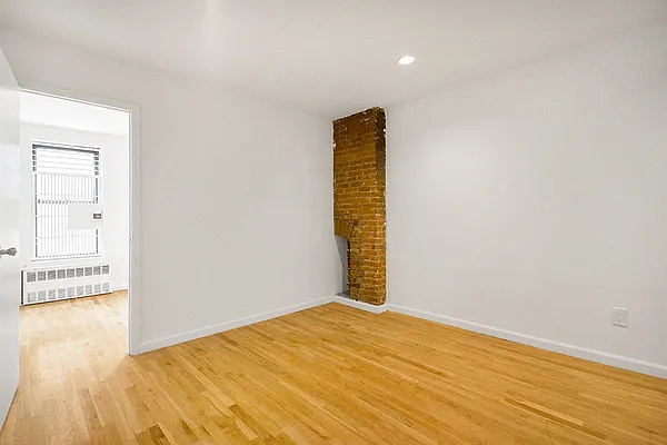 Rented by CitySites Real Estate Group | media 2