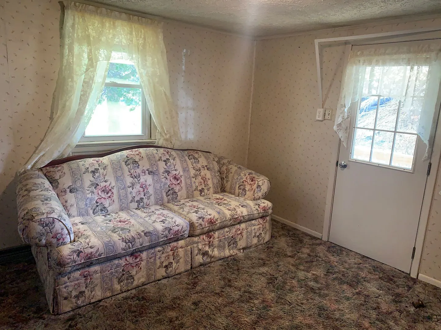 2 bedroom home in Harpers Ferry, WV — Photo 2