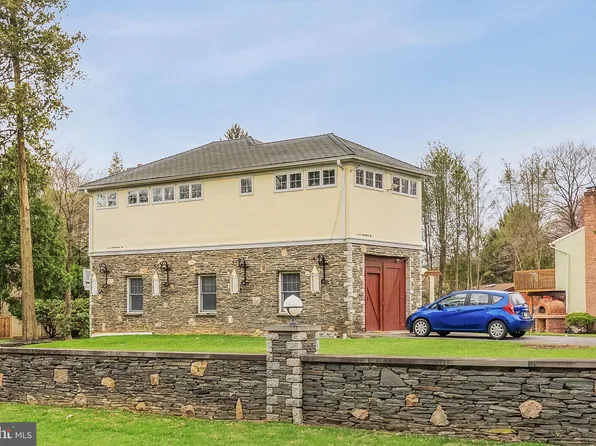 217 N Providence Rd, Wallingford, PA 19086