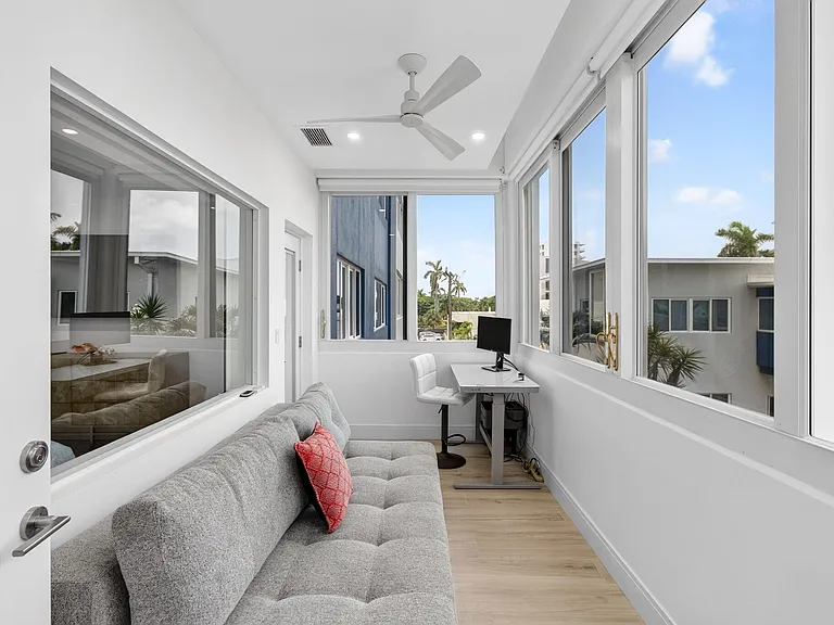 120 N Ocean Blvd #203 — Photo 48