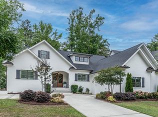 118 Lake Boone Trl, Raleigh, NC 27608