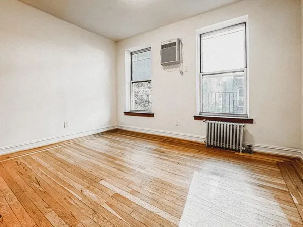 217 East 84th Street image 1 of 7