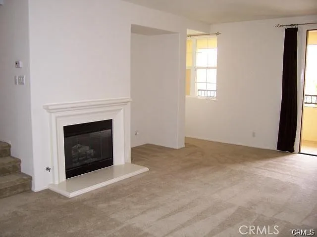 3 bed, 1730 sqft, $4,650 — Photo 3
