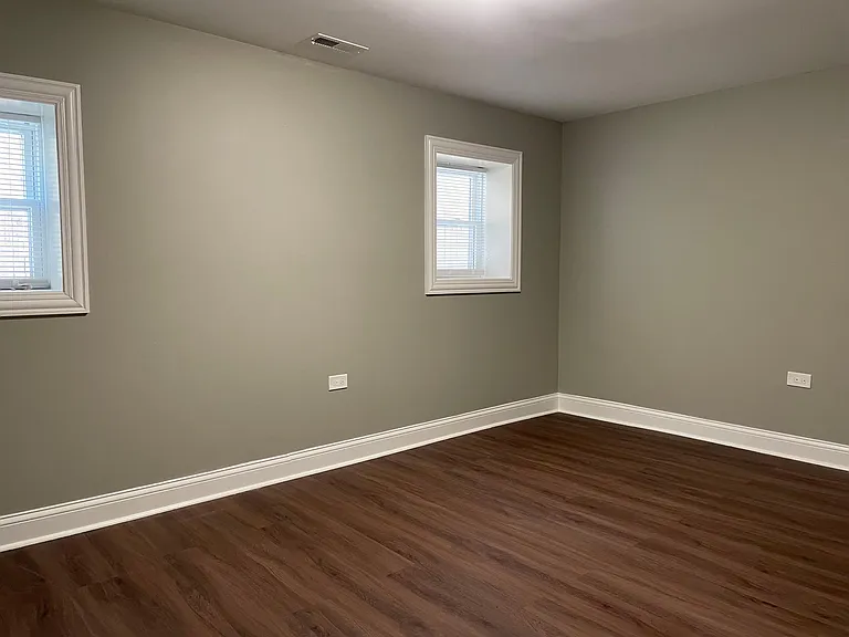 2428 N Avers Ave #1 — Photo 12