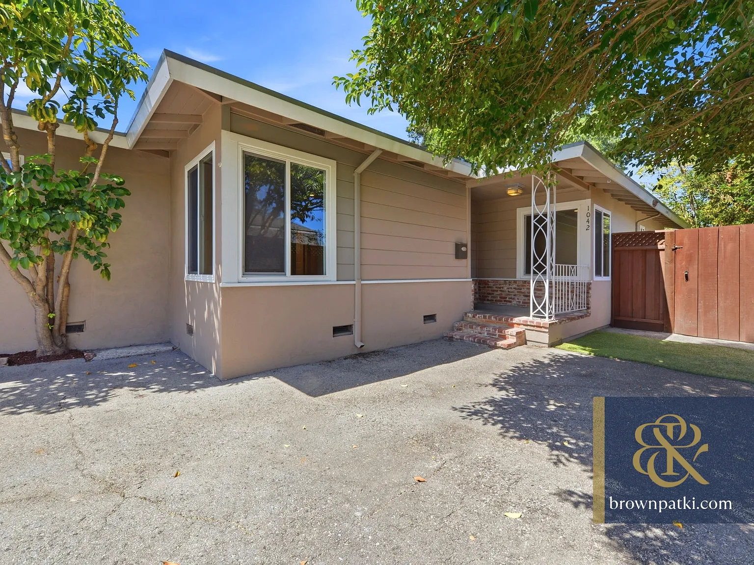 Rare Gem in Redwood City 4bd + In-Law / Nanny Unit | Brown & Patki Inc. — Photo 2