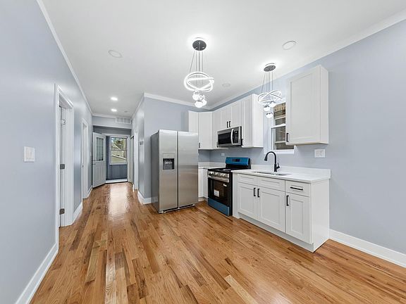 2nd image of 2233 S Spaulding Ave