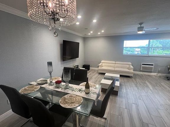 5th image of 810 Lake Shore Drive #44