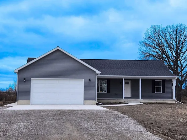 797 Heiss Rd, Monroe, MI 48162