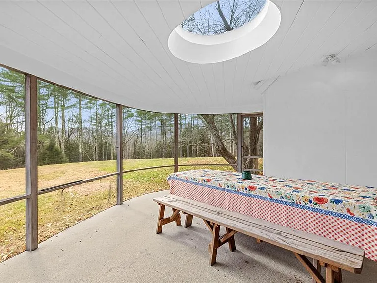 195 Pinnacle Ridge Rd — Photo 30