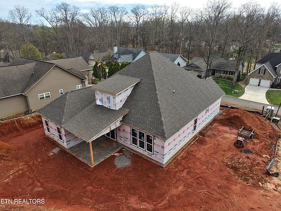 3rd image of 112 Inata Cir