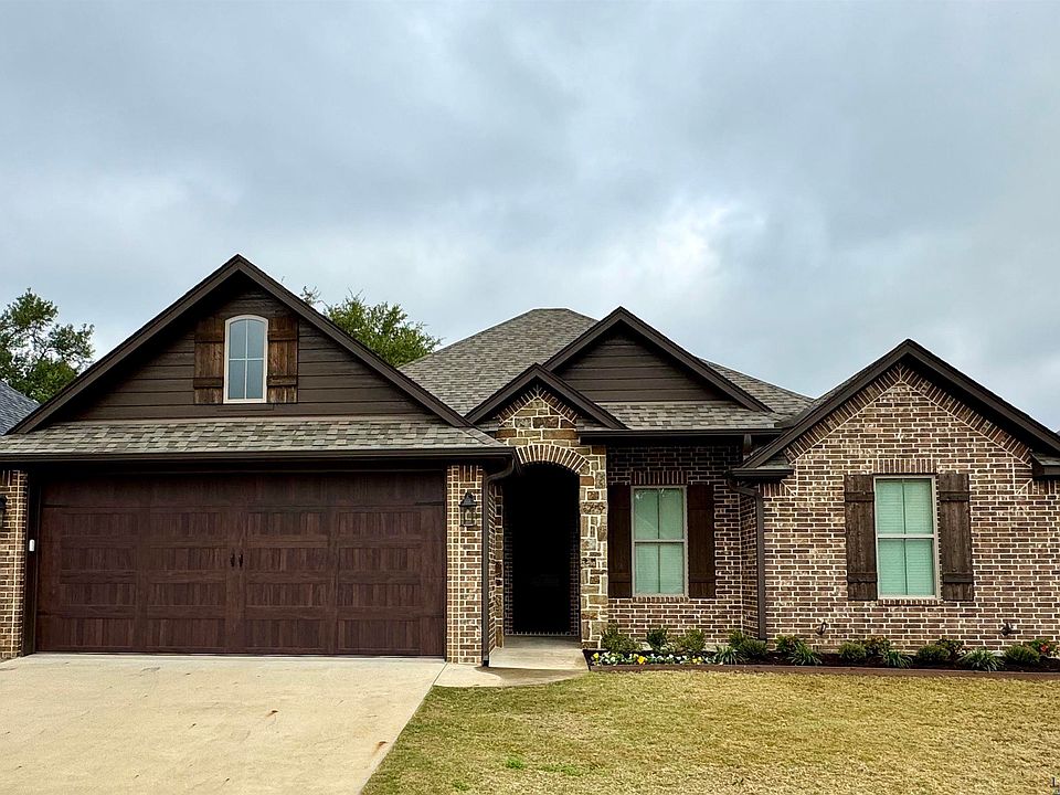 1st image of 819 Gemi Dr