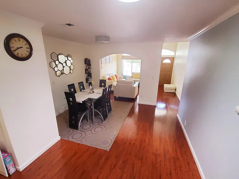 1421 Four Oaks Rd — Photo 10