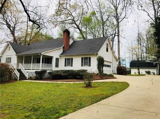 3221 Hamilton Rd, Lawrenceville, GA 30044