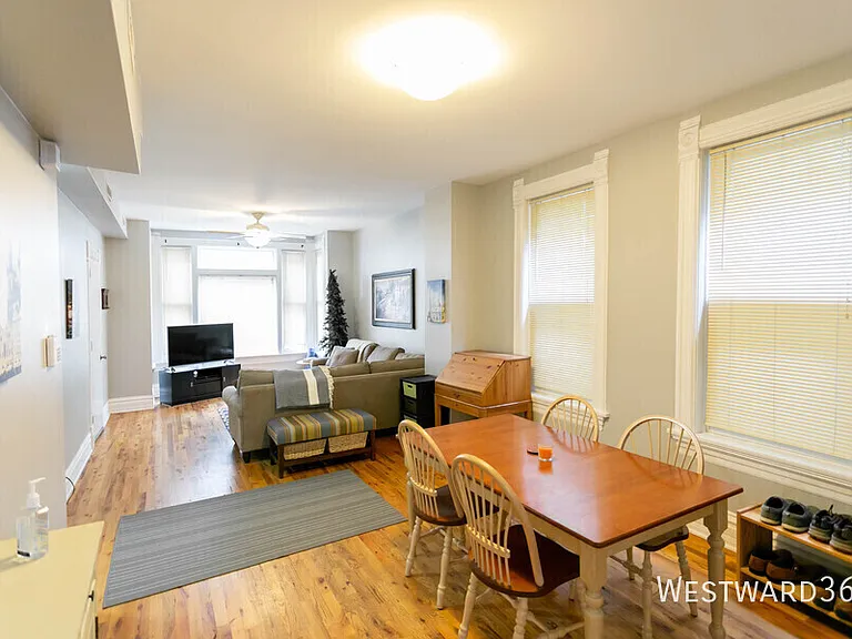 2611 W Cortland St #1 — Photo 4