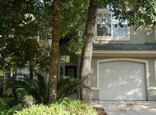 18 S Greywing Pl, Spring, TX 77382