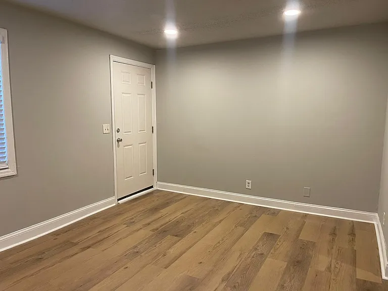 3822 Parklane Dr — Photo 11