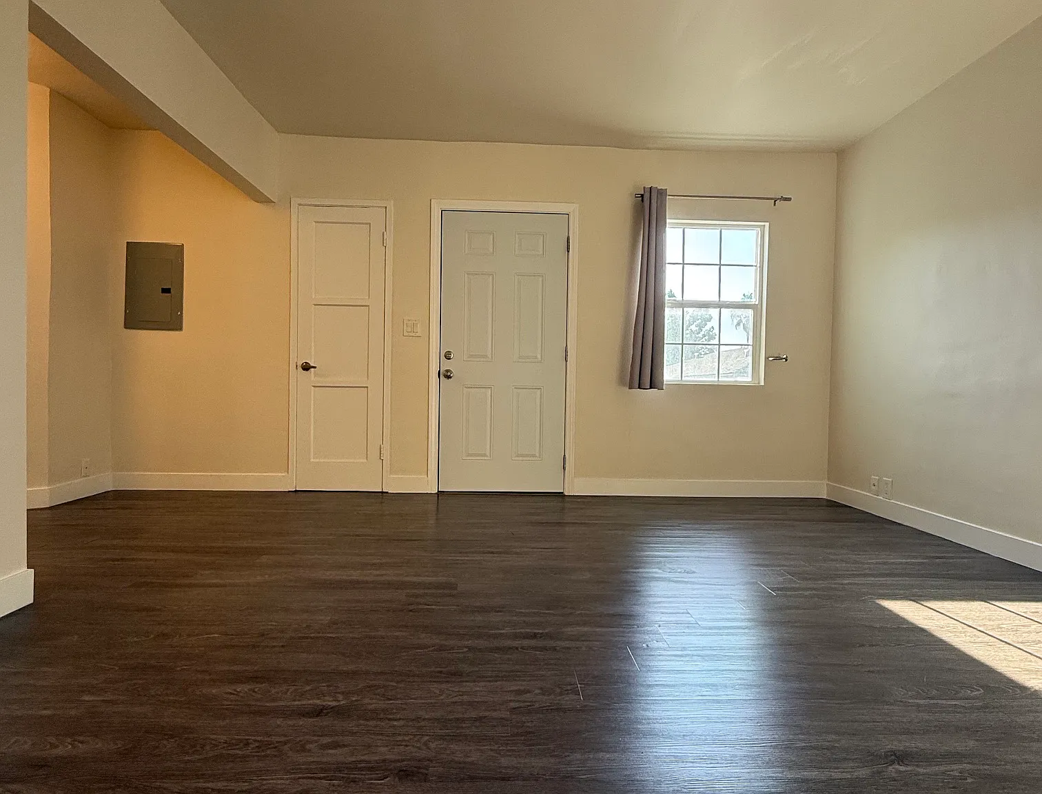 Studio, $1,650 — Photo 1