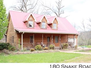 180 Snake Rd, Sparta, TN 38583