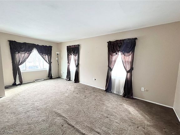 2nd image of 1344 Waverly Rd