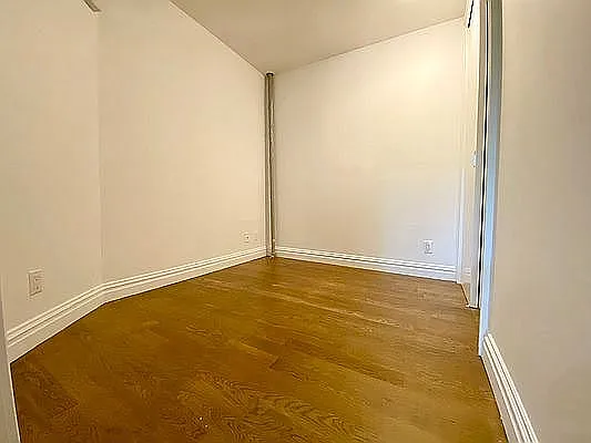 Rented by J Misrahi Realty Corp | media 8