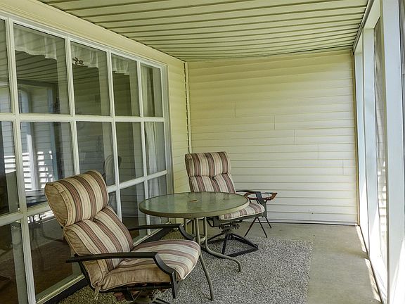 5th image of 5211 N Sherwood Ave