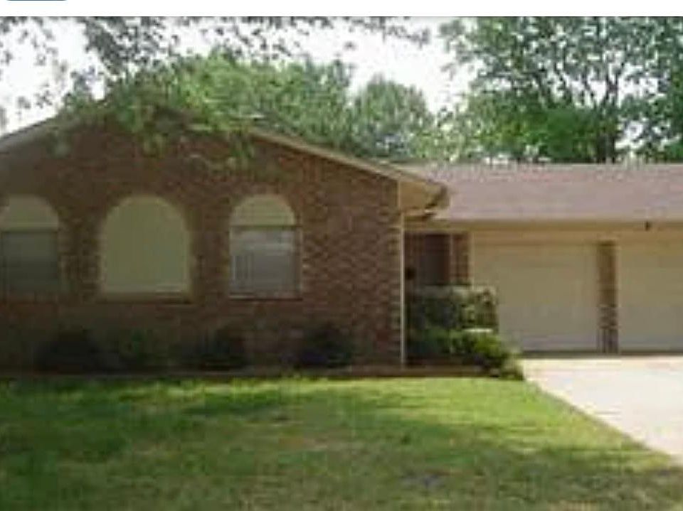 1st image of 1116 SW 78th Ter