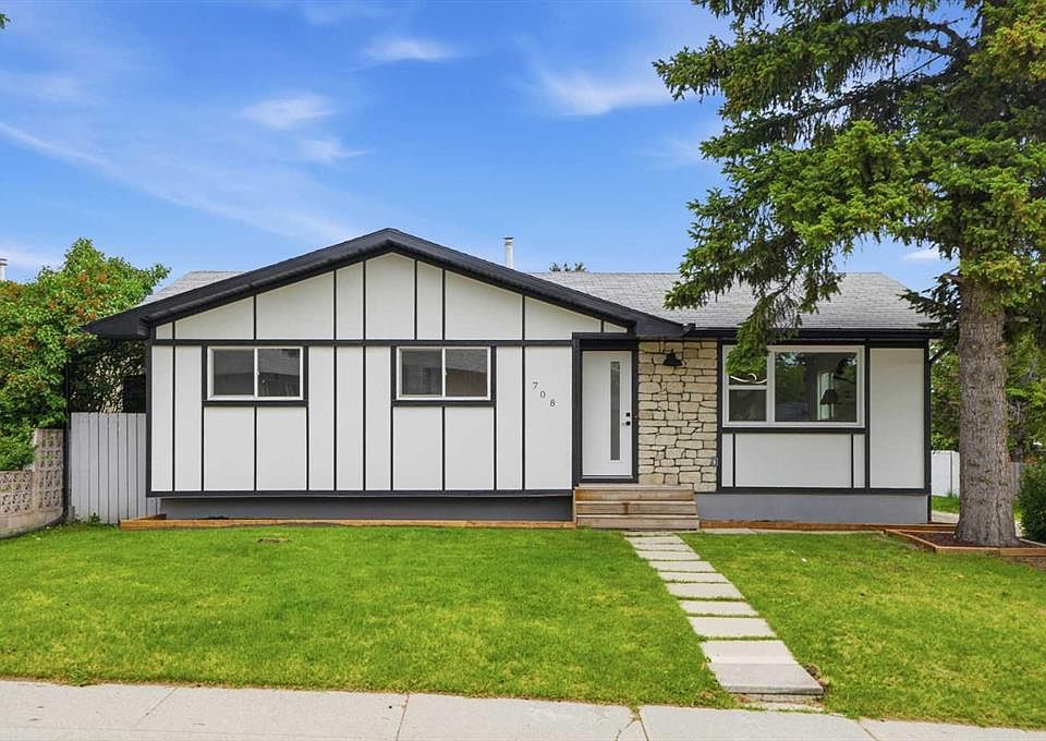 1st image of 708 S Sacramento Pl SW